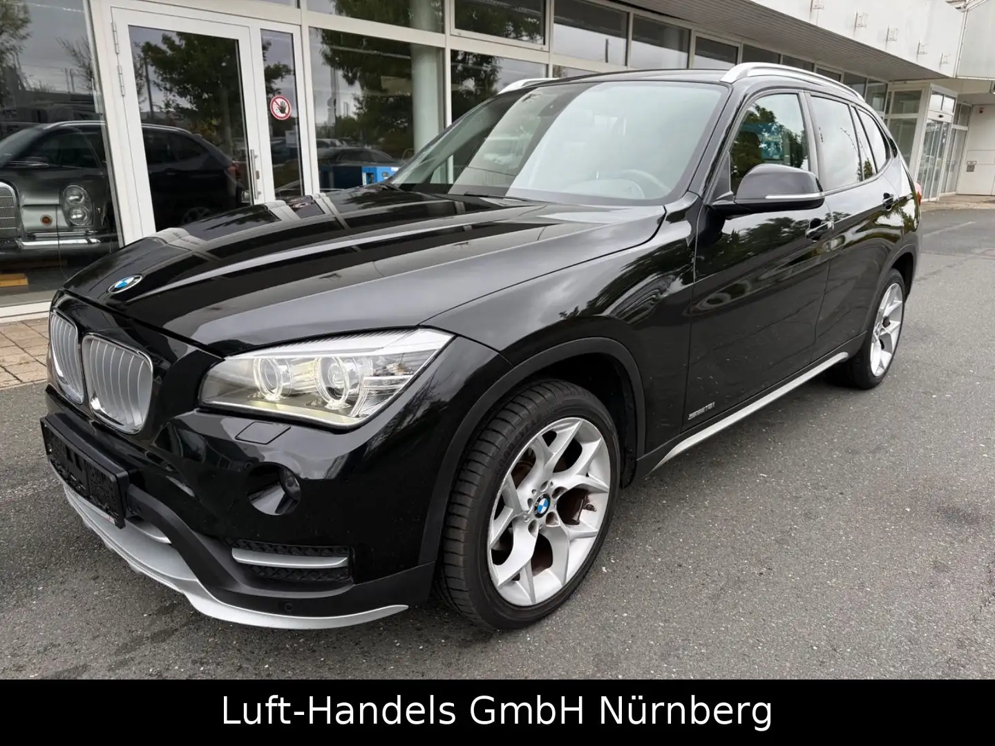 BMW X1 Baureihe 18 i sDrive Auto Navi Leder Bi-Xenon Nero - 1