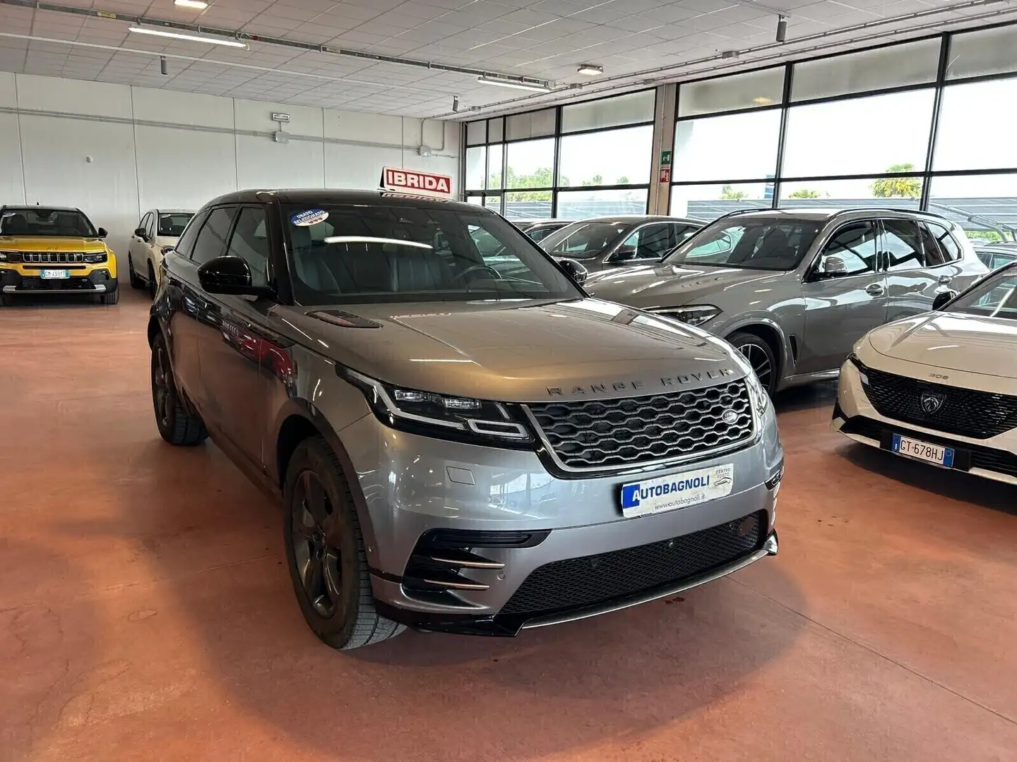 Land Rover Range Rover Velar R-DYNAMIC S 2.0D I4 204 CV Auto Gris - 2