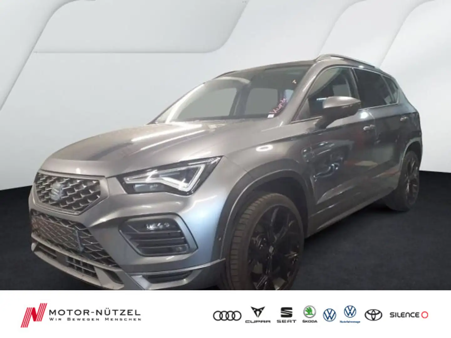 SEAT Ateca 1.5 TSI FR LED+NAVI+APP+ACC+SHZ+RFK+NSW+VC Grau - 1
