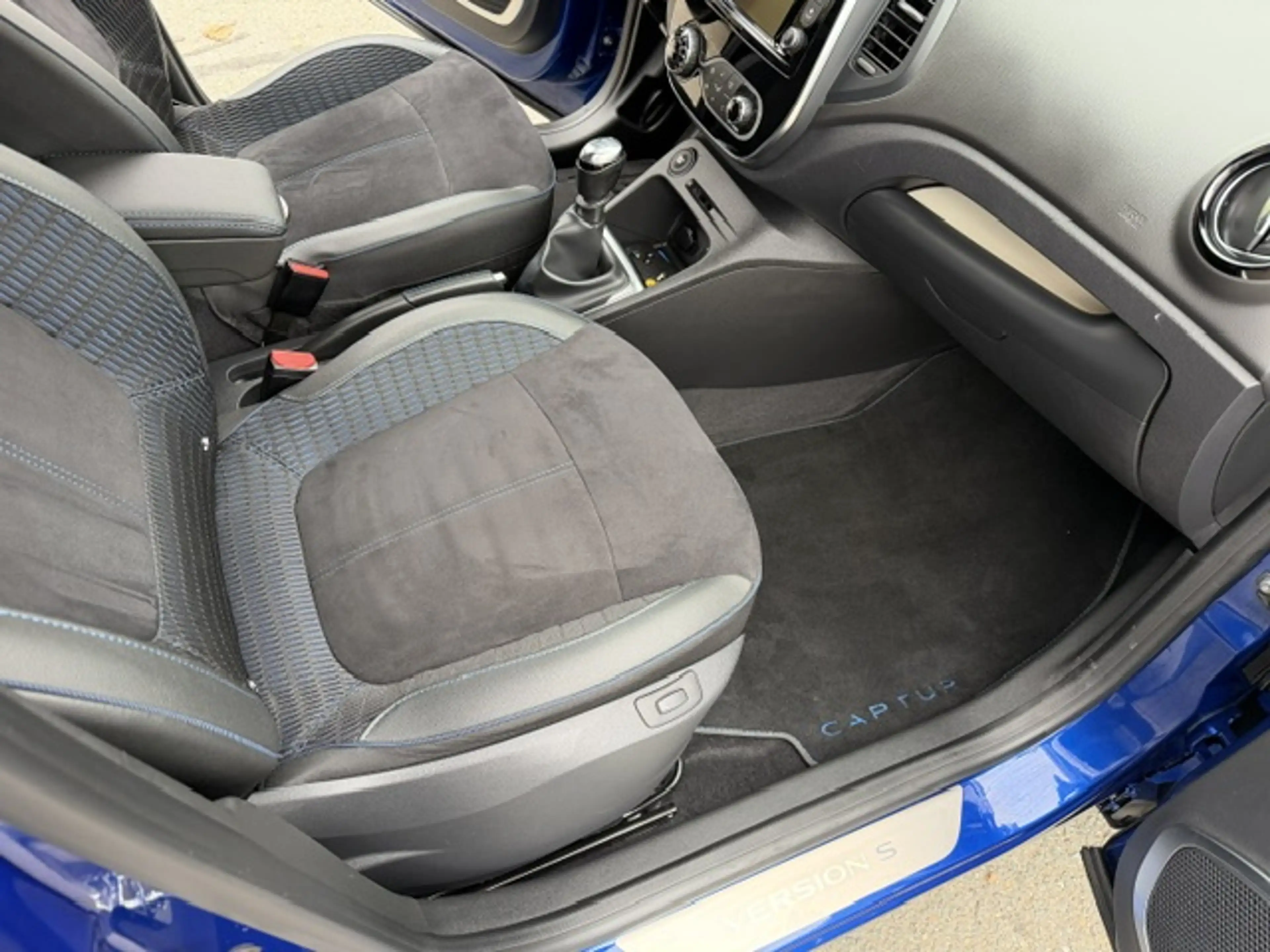 Renault Captur Version S-Edition Energy — photo 12