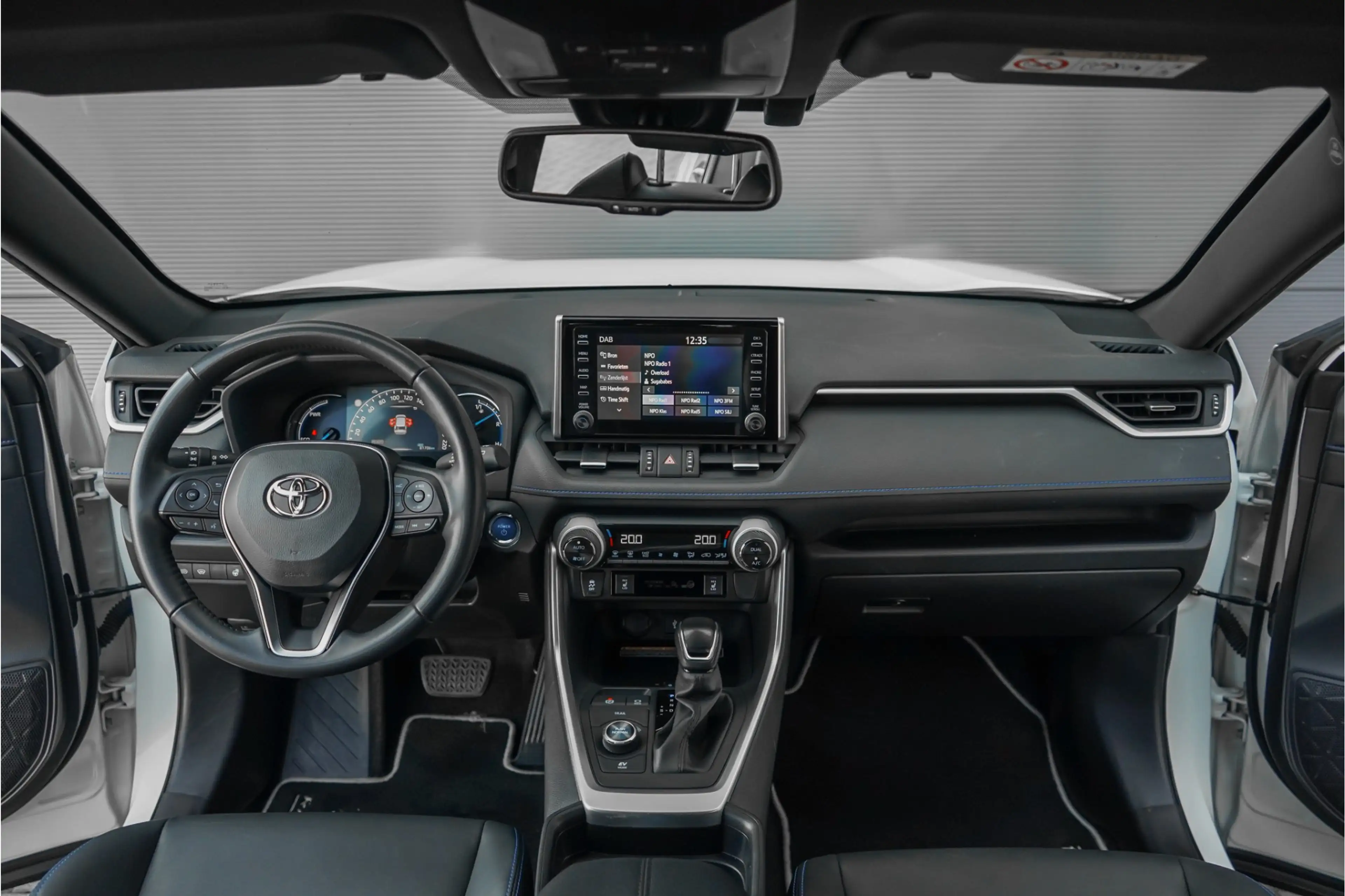 Toyota RAV 4 2.5 Hybrid AWD Bi-Tone Navi ACC Camera Trekhaak — photo 2