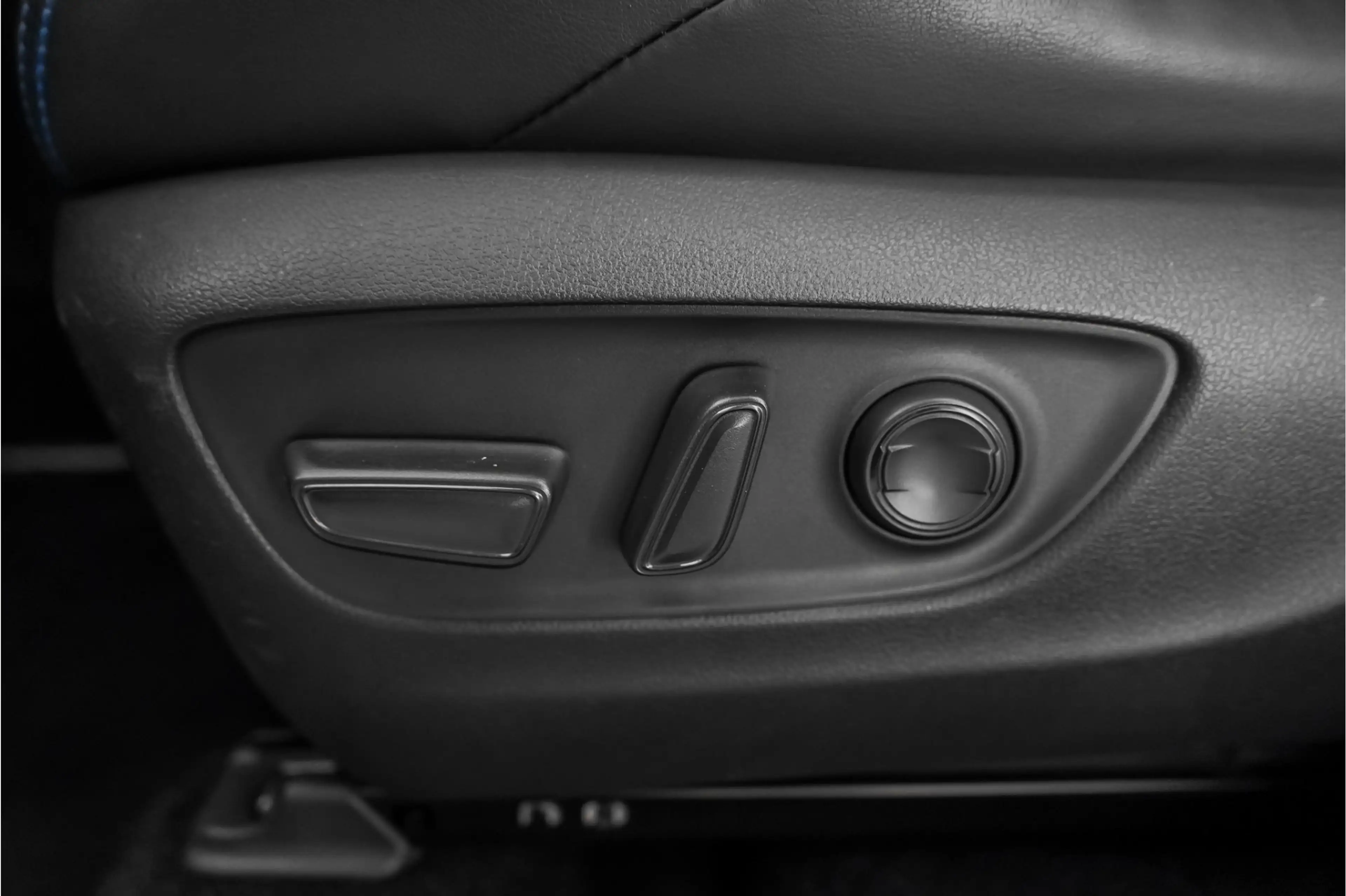 Toyota RAV 4 2.5 Hybrid AWD Bi-Tone Navi ACC Camera Trekhaak — photo 32