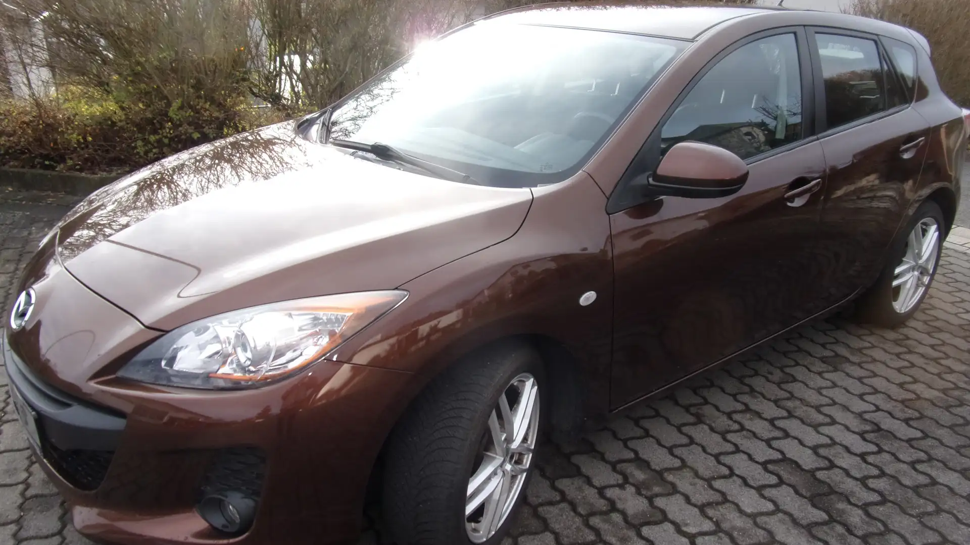 Mazda 3 Edition "NUR 114T Km" Braun - 2