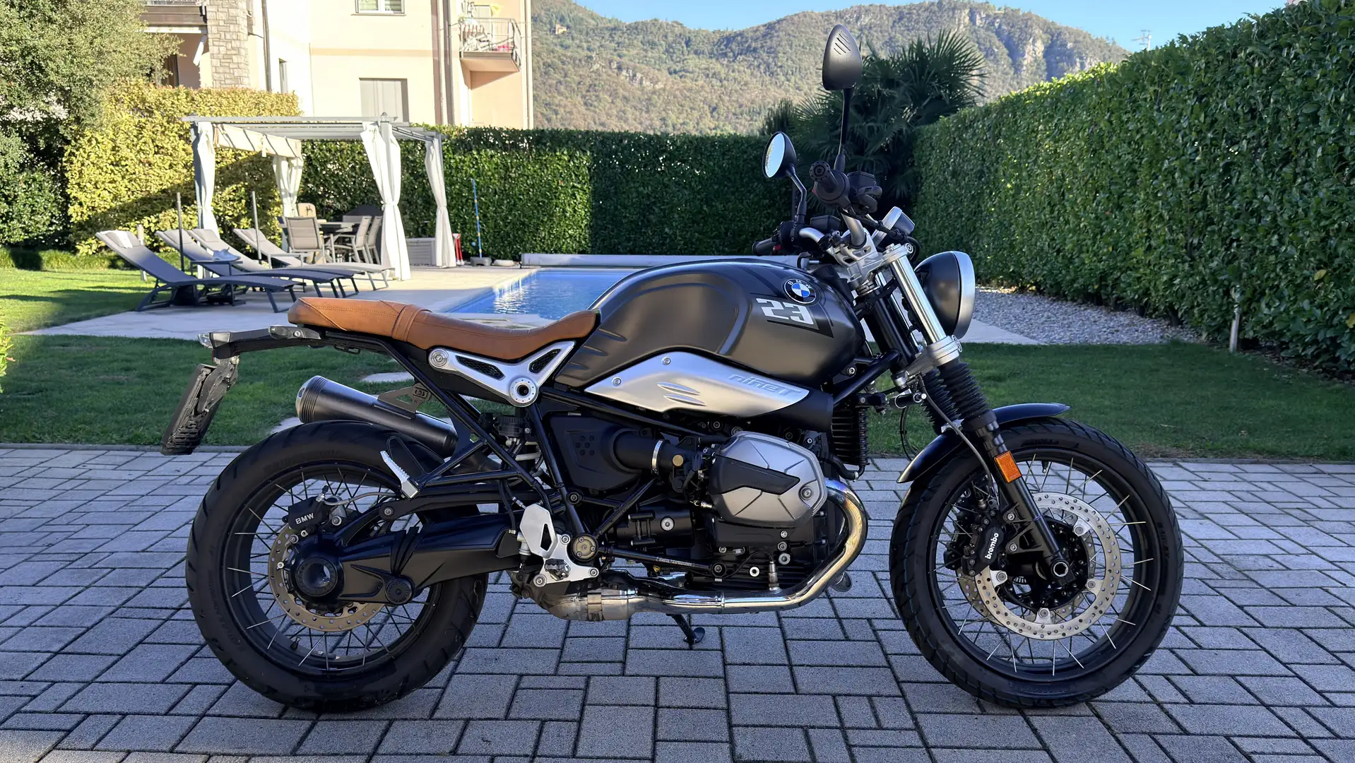 BMW R nineT - 1