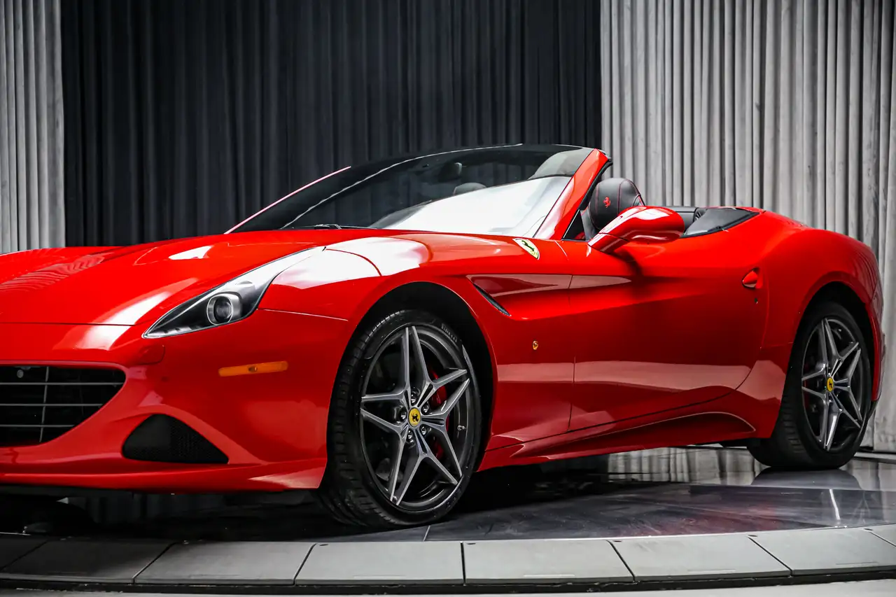 Ferrari California снимка Ferrari California