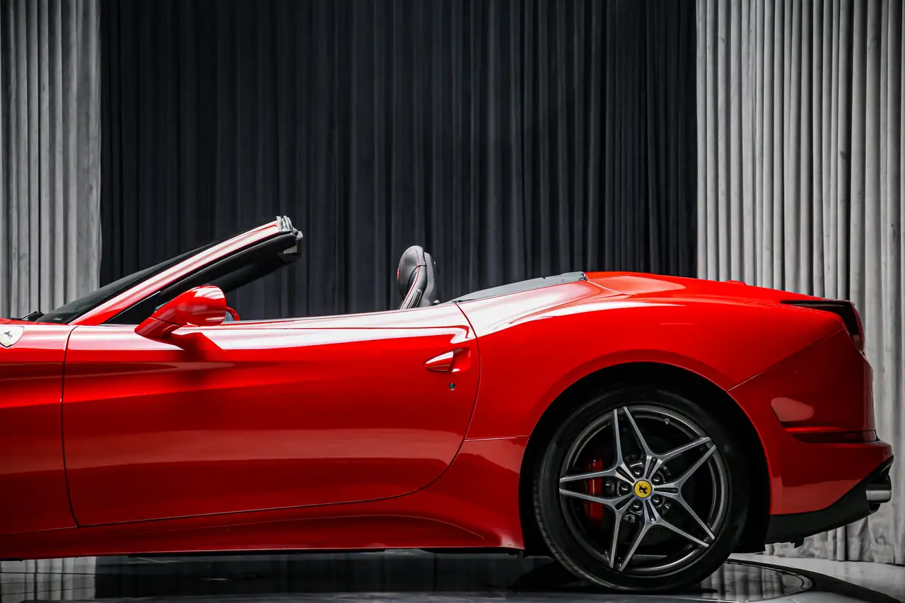 Ferrari California снимка Ferrari California