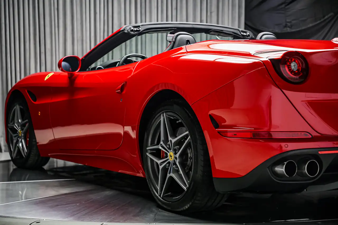 Ferrari California снимка Ferrari California