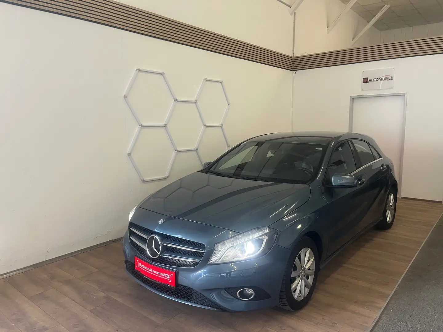 Mercedes-Benz A 180 A 180 CDI BlueEfficiency Blau - 1