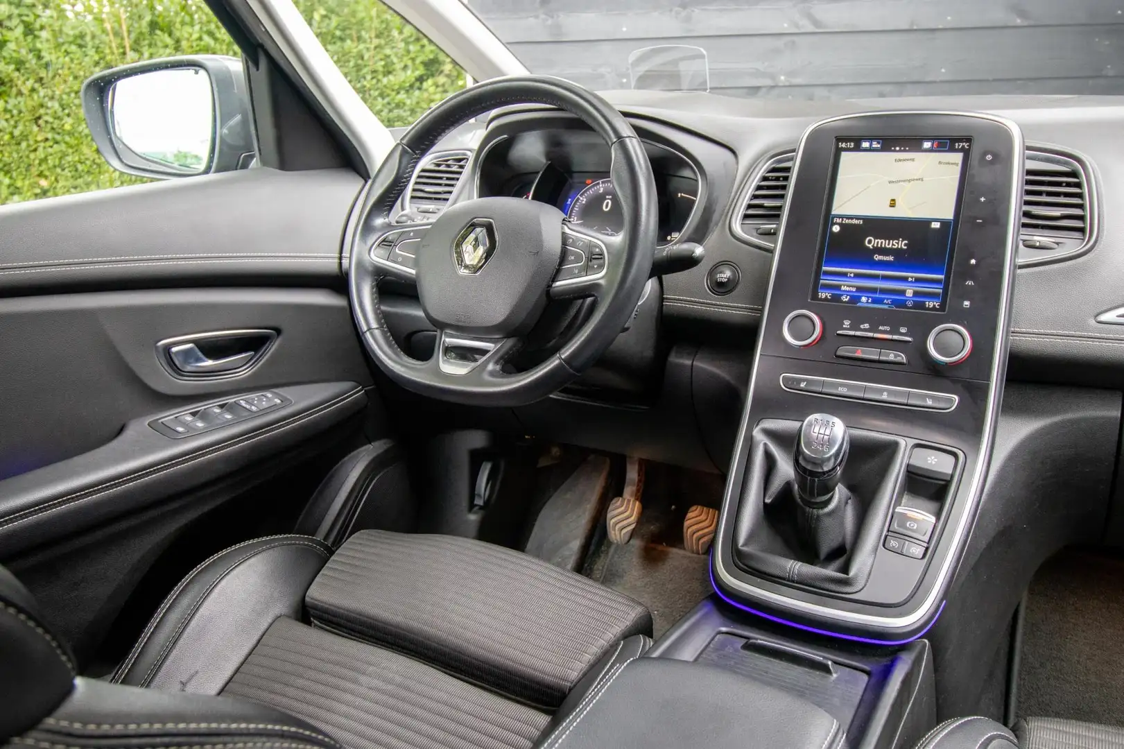 Renault Scenic 1.2 TCe Intens 132 PK I Trekhaak wegdraaibaar I Le Grau - 2