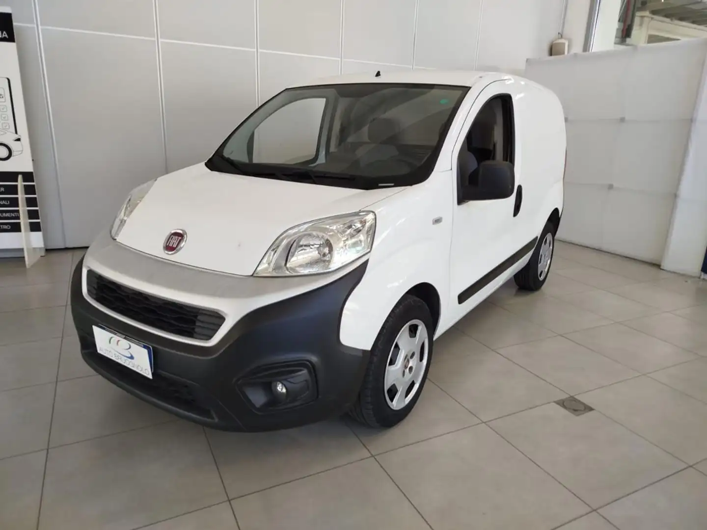 Fiat Fiorino 1.3 MJT FURGONATA Білий - 2