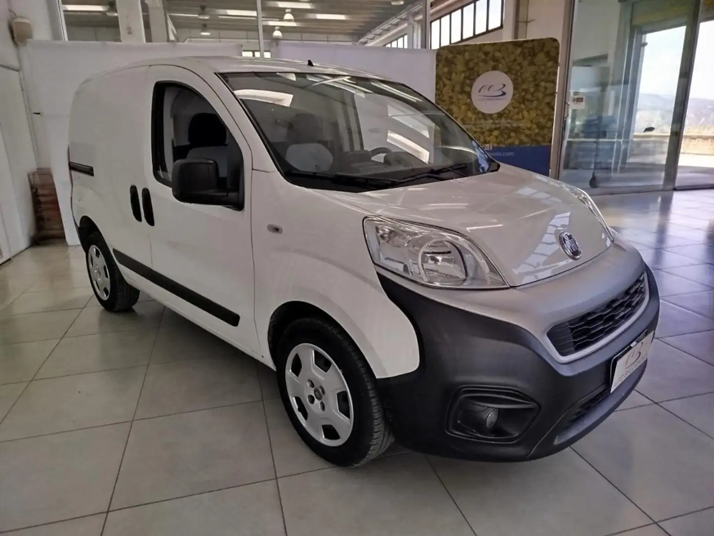 Fiat Fiorino 1.3 MJT FURGONATA Білий - 1