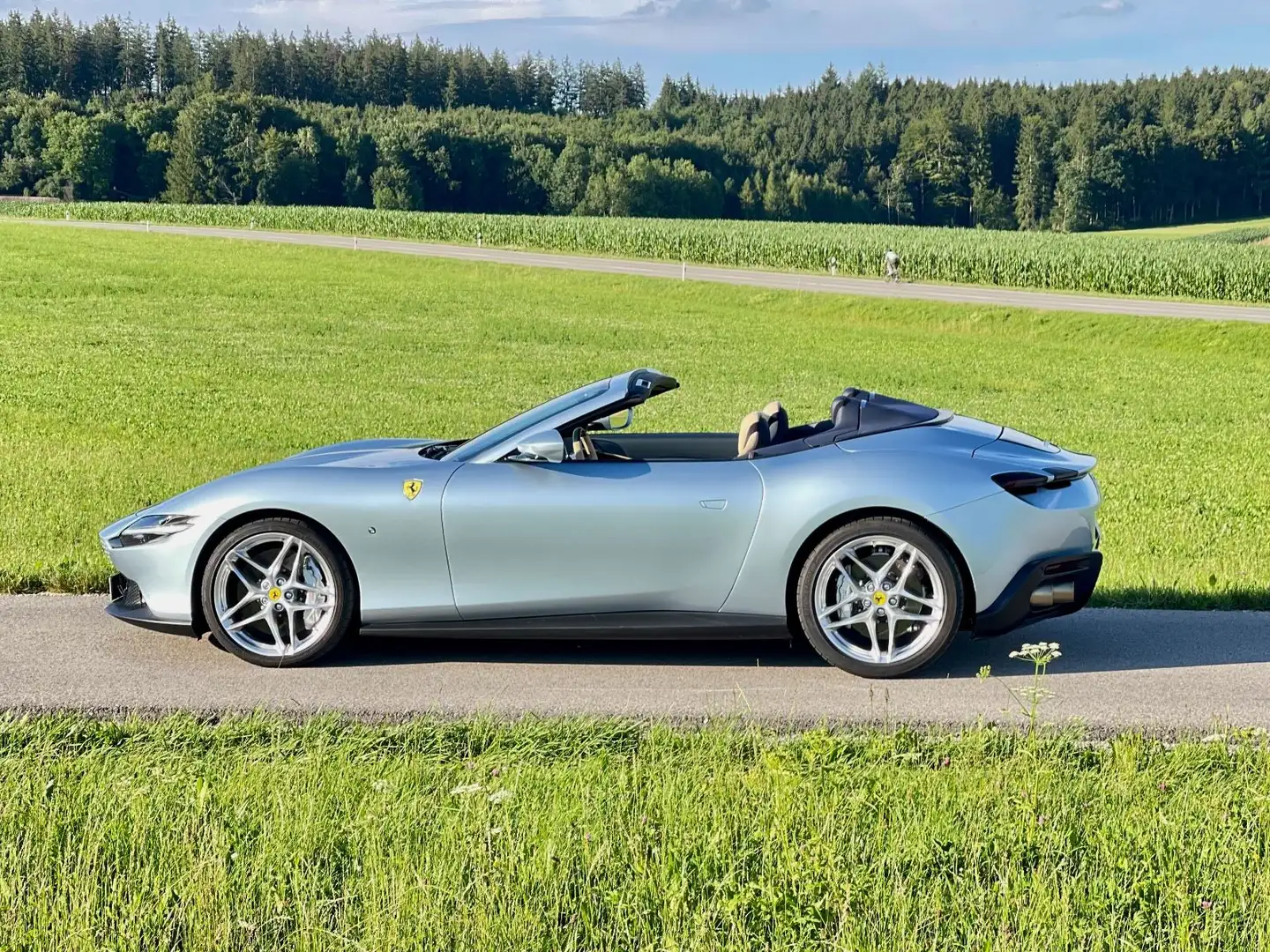 Ferrari Roma Spider*1. HAND*Grigio Alloy*Daytona Leder* - 1