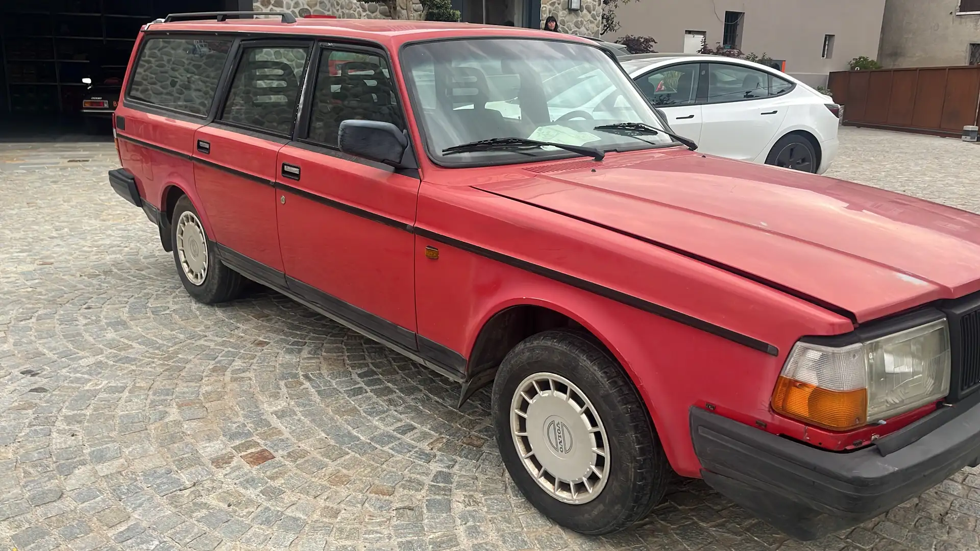 Volvo 240 Polar - 1