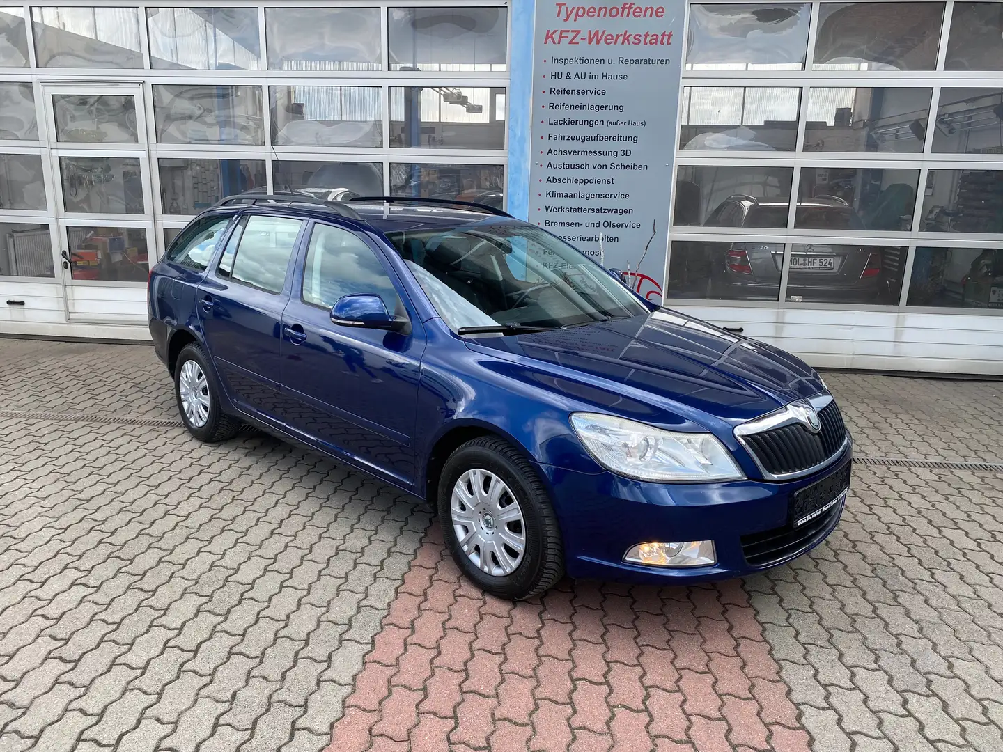 Skoda Octavia Combi 1.8 TSI DSG, 1.Hand, Tempomat, HU/AU neu Blu/Azzurro - 1