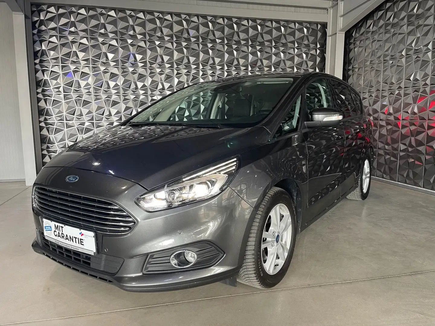 Ford S-Max S-MAX Business *7-Sitze*Navi*AHK*LED*TOP* - 1