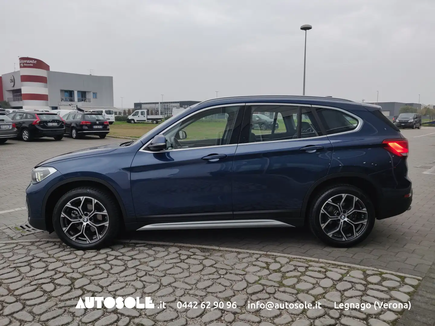 BMW X1 X1 Xdrive 18D XLine Plus Automatica Bleu - 2