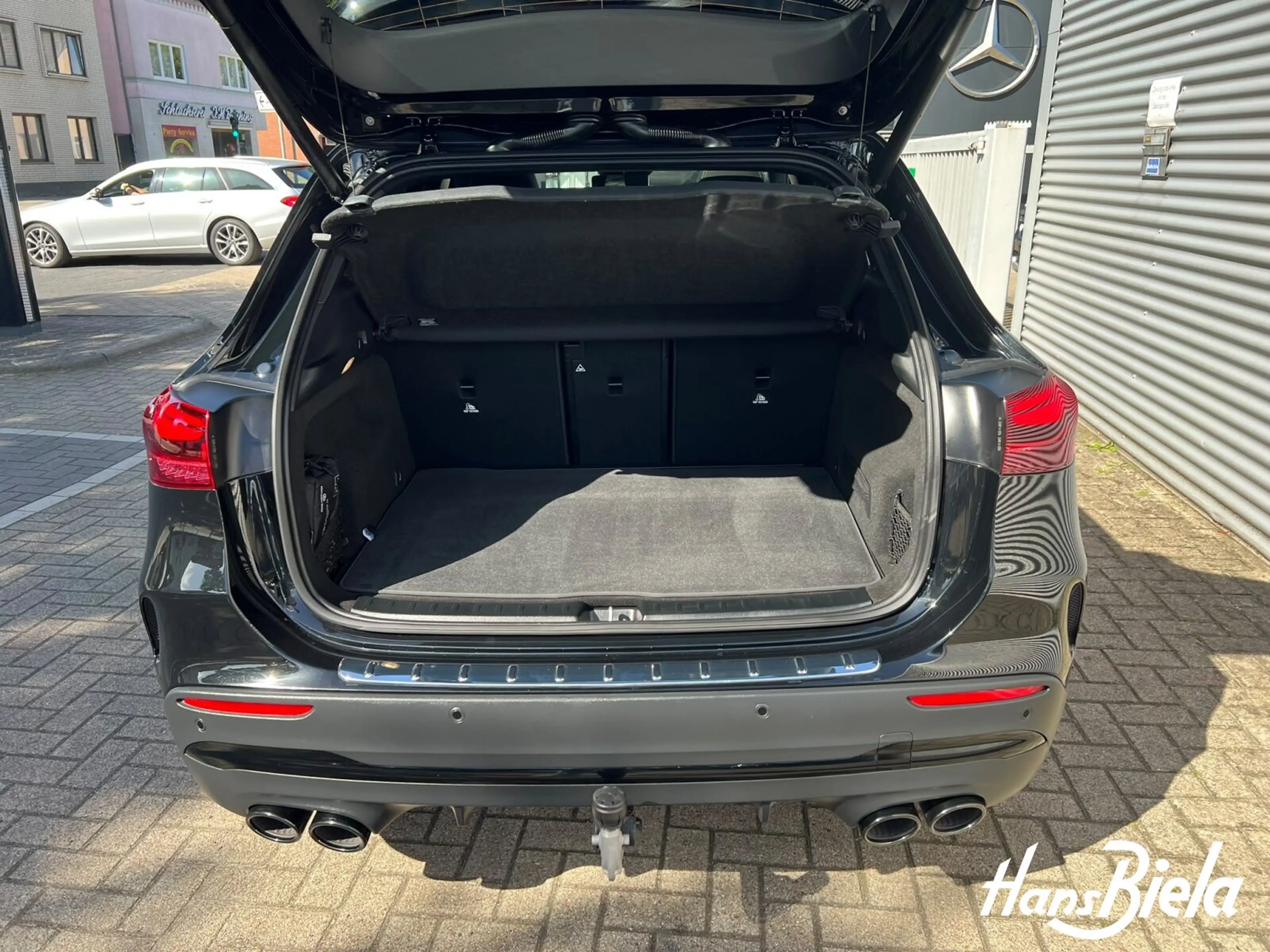 Mercedes-Benz GLA 45 AMG GLA 45 S 4M+ Prem+/NightII/21"/AHK/Drivers/Distr — photo 7