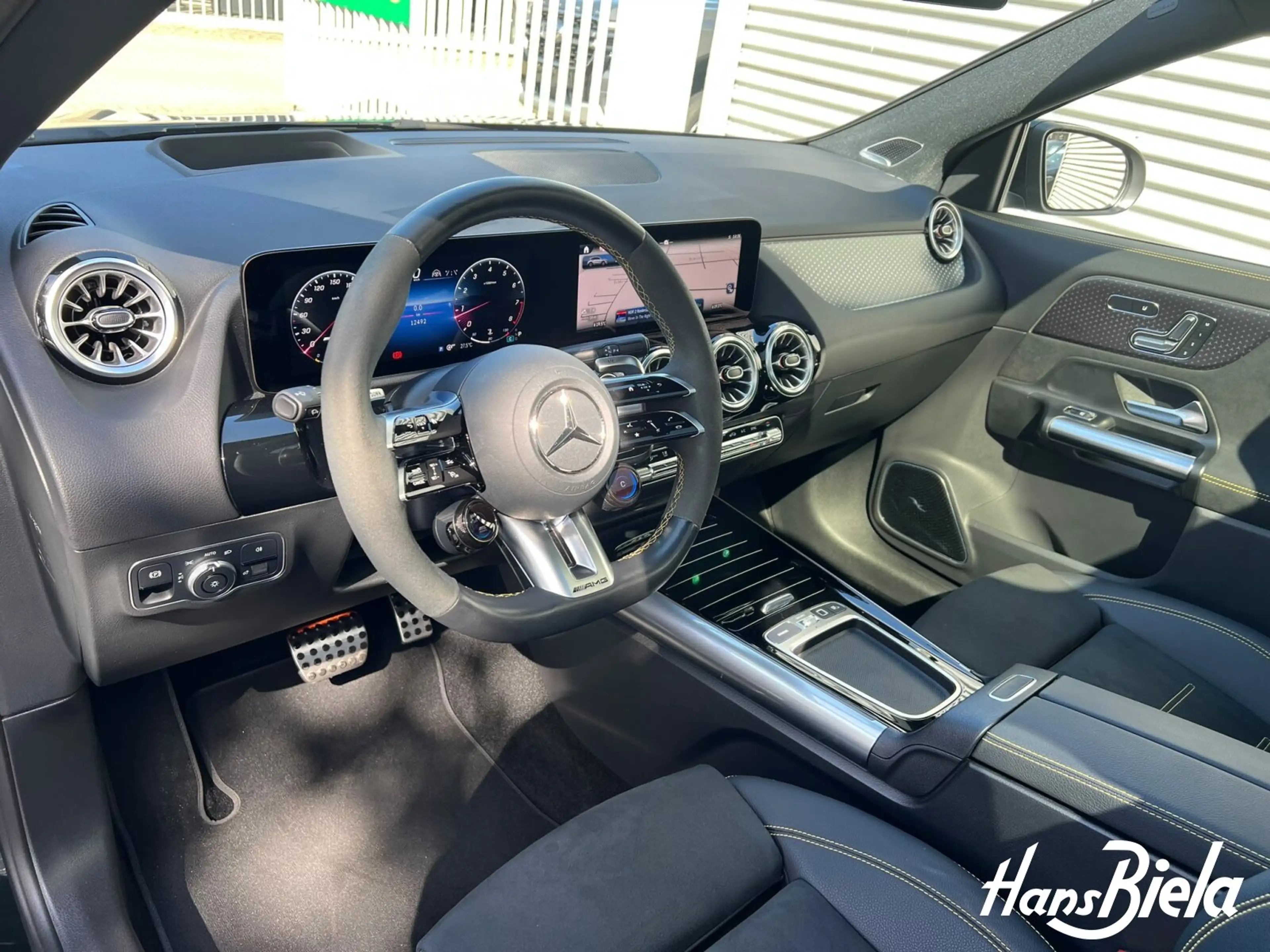 Mercedes-Benz GLA 45 AMG GLA 45 S 4M+ Prem+/NightII/21"/AHK/Drivers/Distr — photo 12