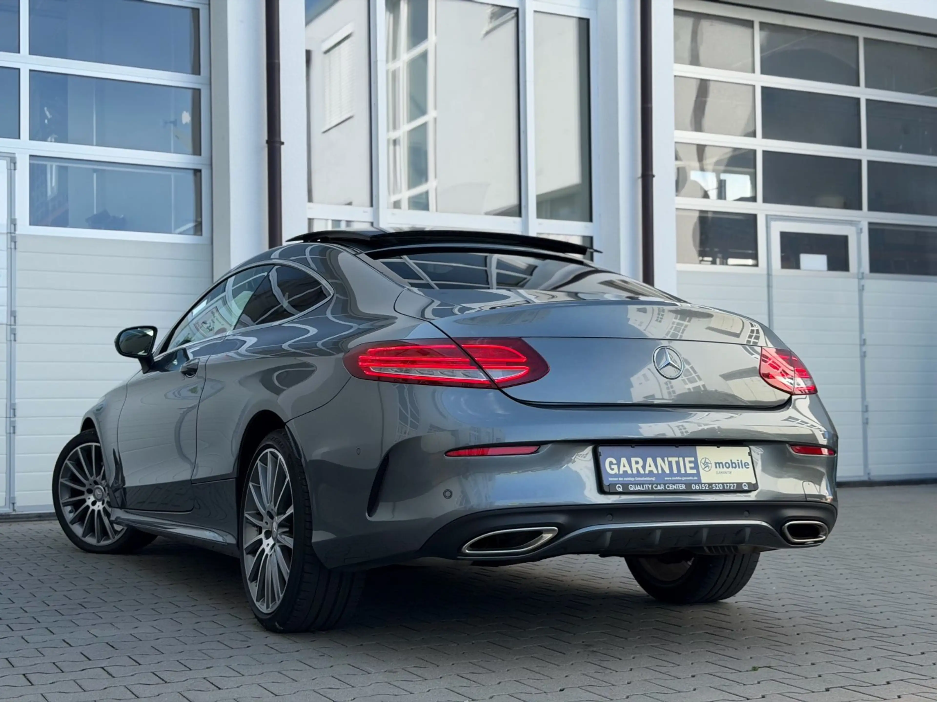 Mercedes-Benz C 200 Coupe AMG *PANO*SOUND*1HAND* — photo 3