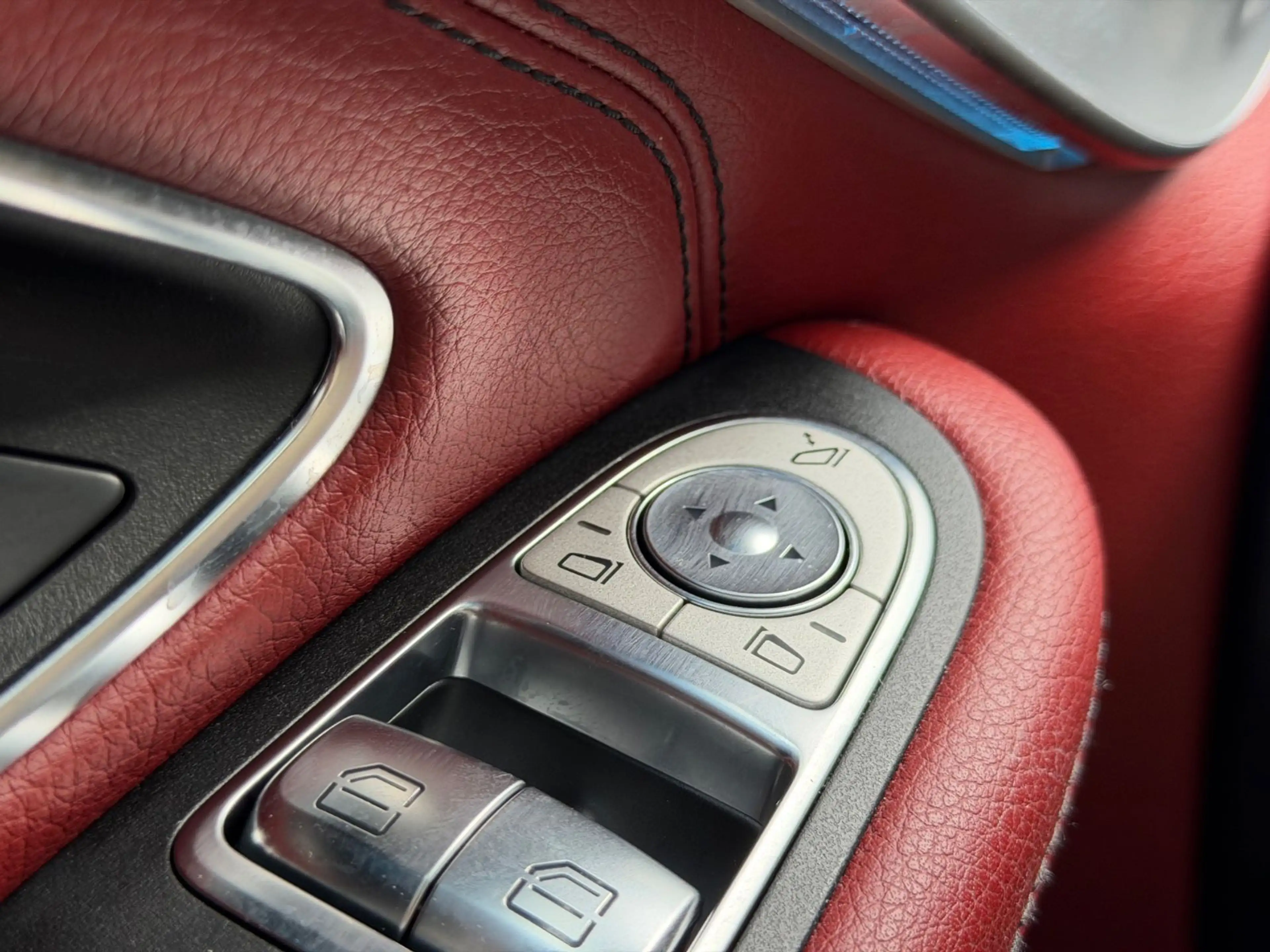 Mercedes-Benz C 200 Coupe AMG *PANO*SOUND*1HAND* — photo 13