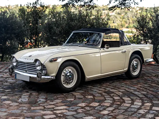 Triumph TR4 A IRS