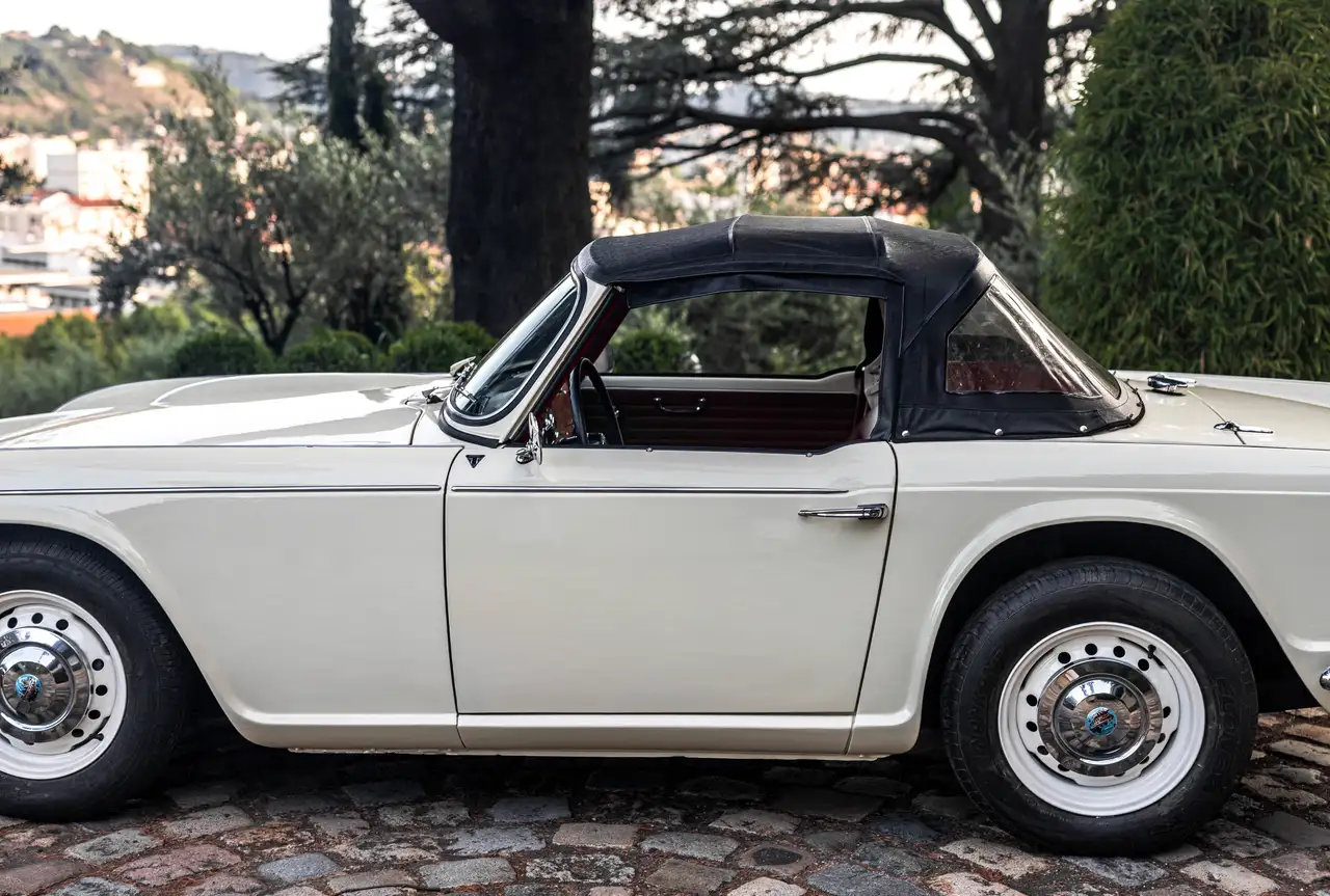 Triumph TR4 A IRS, foto 5