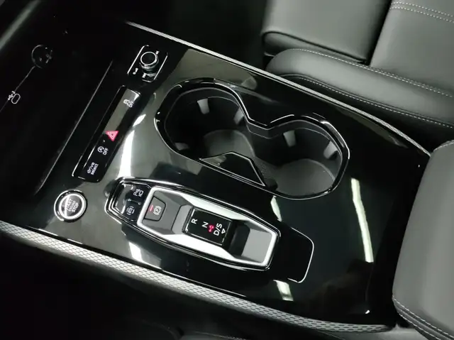 Audi A5 view 11