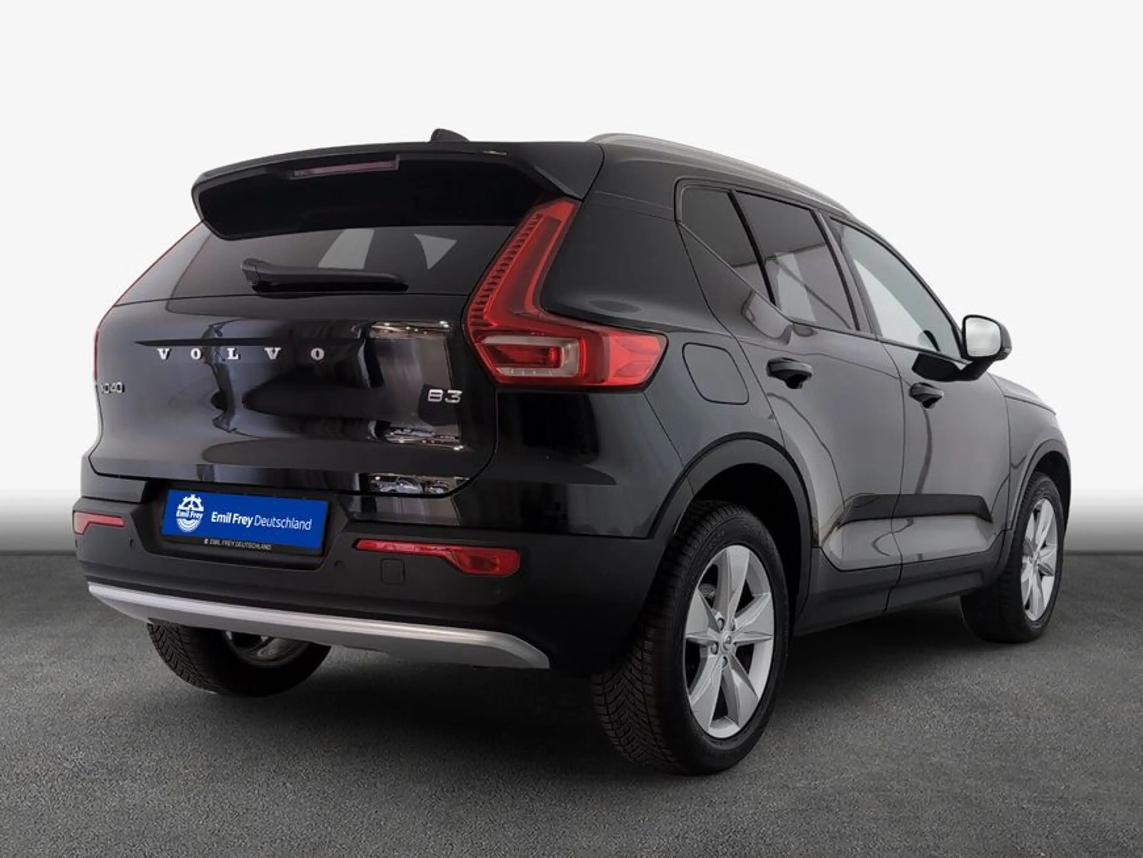 Volvo Others XC 40 B3 2WD Core +ANHÄNGERKUPPLUNG+LED+SHZ+PDC — photo 2