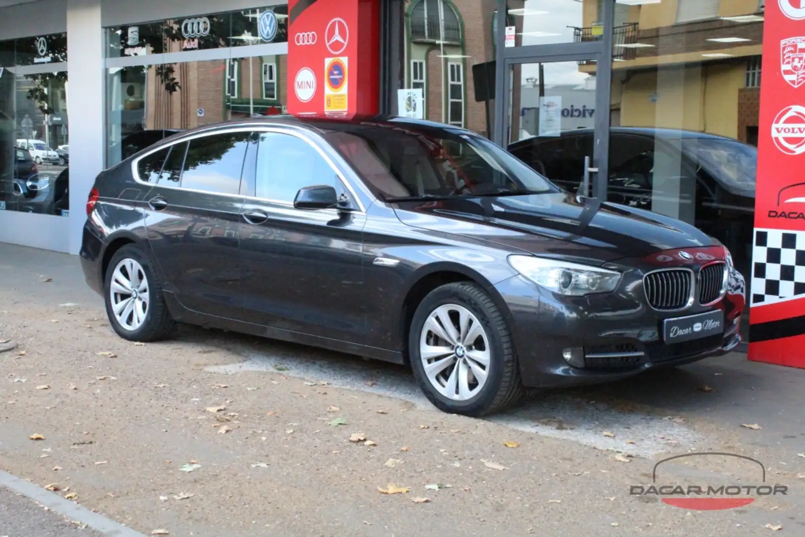 BMW 530 530dA Gran Turismo xDrive Gris - 1