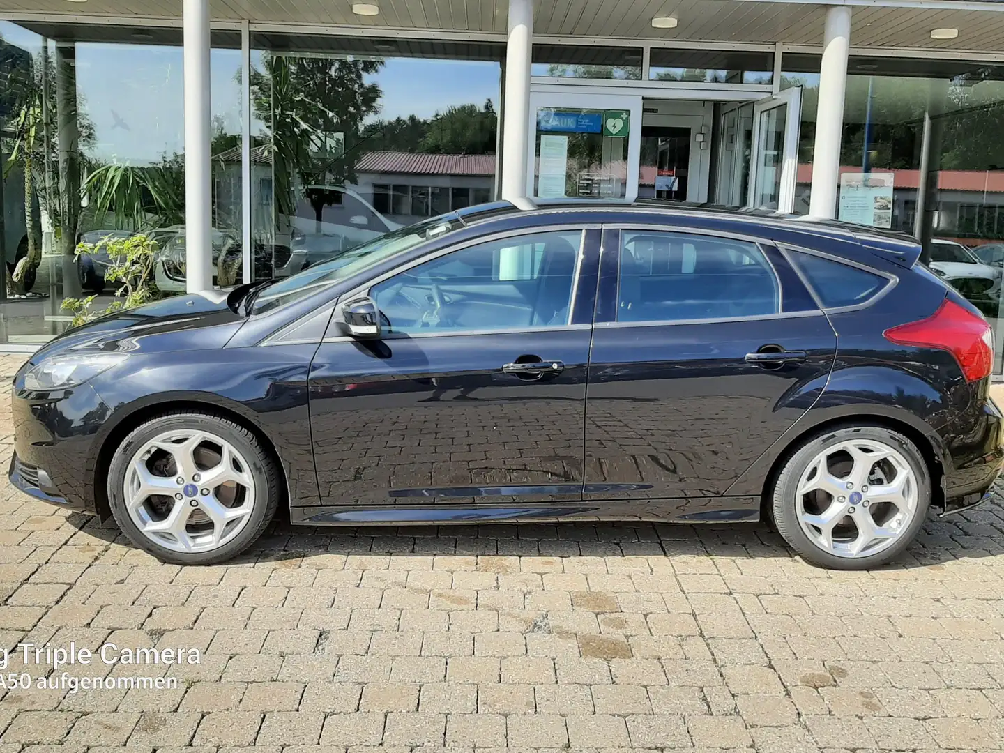 Ford Focus ST 2,0l EcoBoost 6-Gang-Schaltg. Schwarz - 2