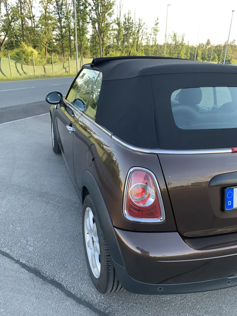 MINI One Cabrio Braun Metallic Braun - 2