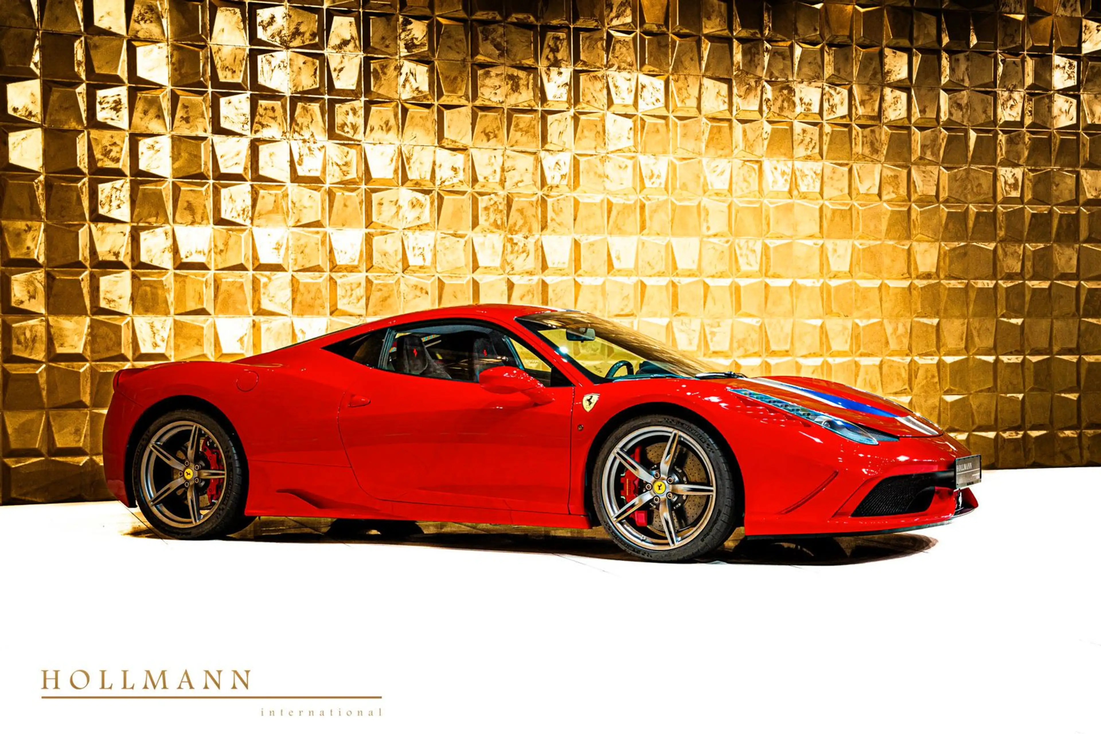 Ferrari 458 SPECIALE + ALCANTARA + STOCK — photo 11