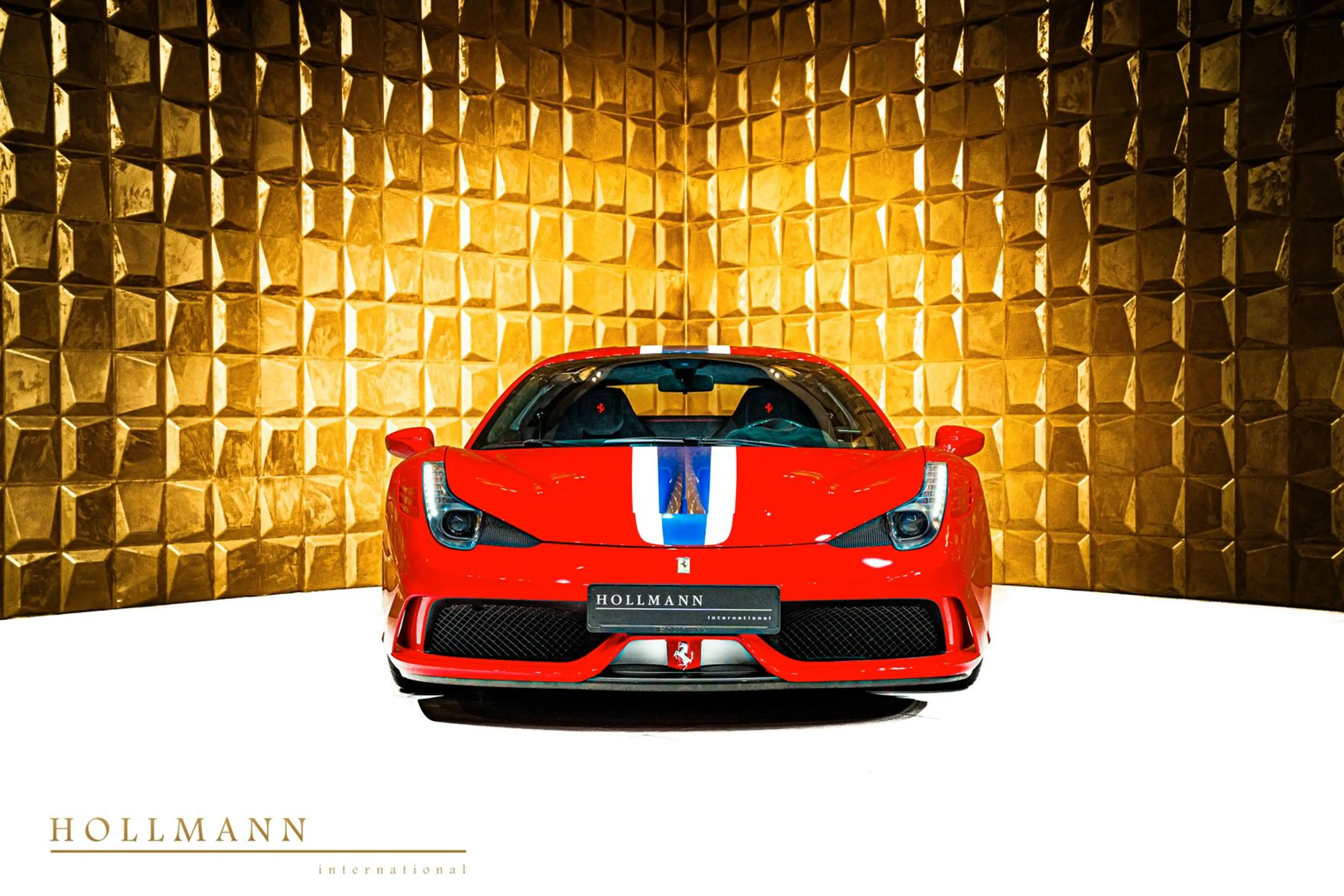 Ferrari 458 SPECIALE + ALCANTARA + STOCK — photo 2