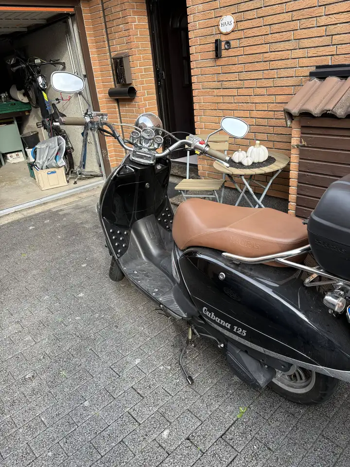 Tauris Cubana 125