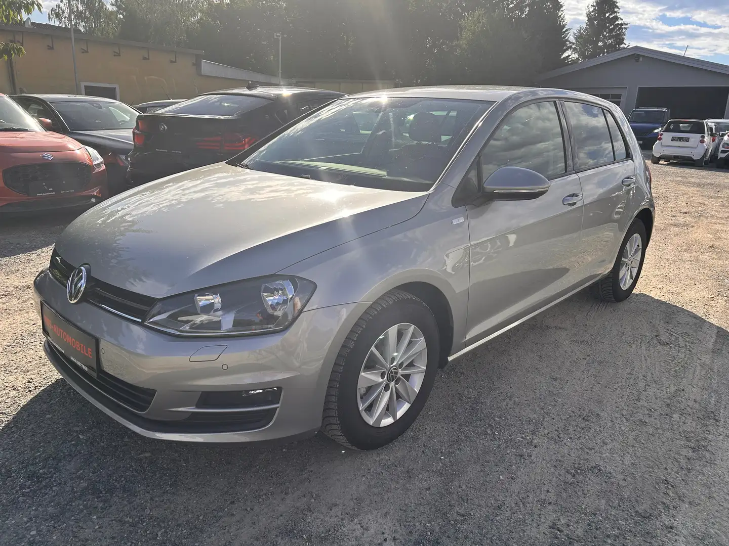 Volkswagen Golf Comfortline BMT 1.6 TDI DSG Pickerl 04 / 2027 Grau - 1
