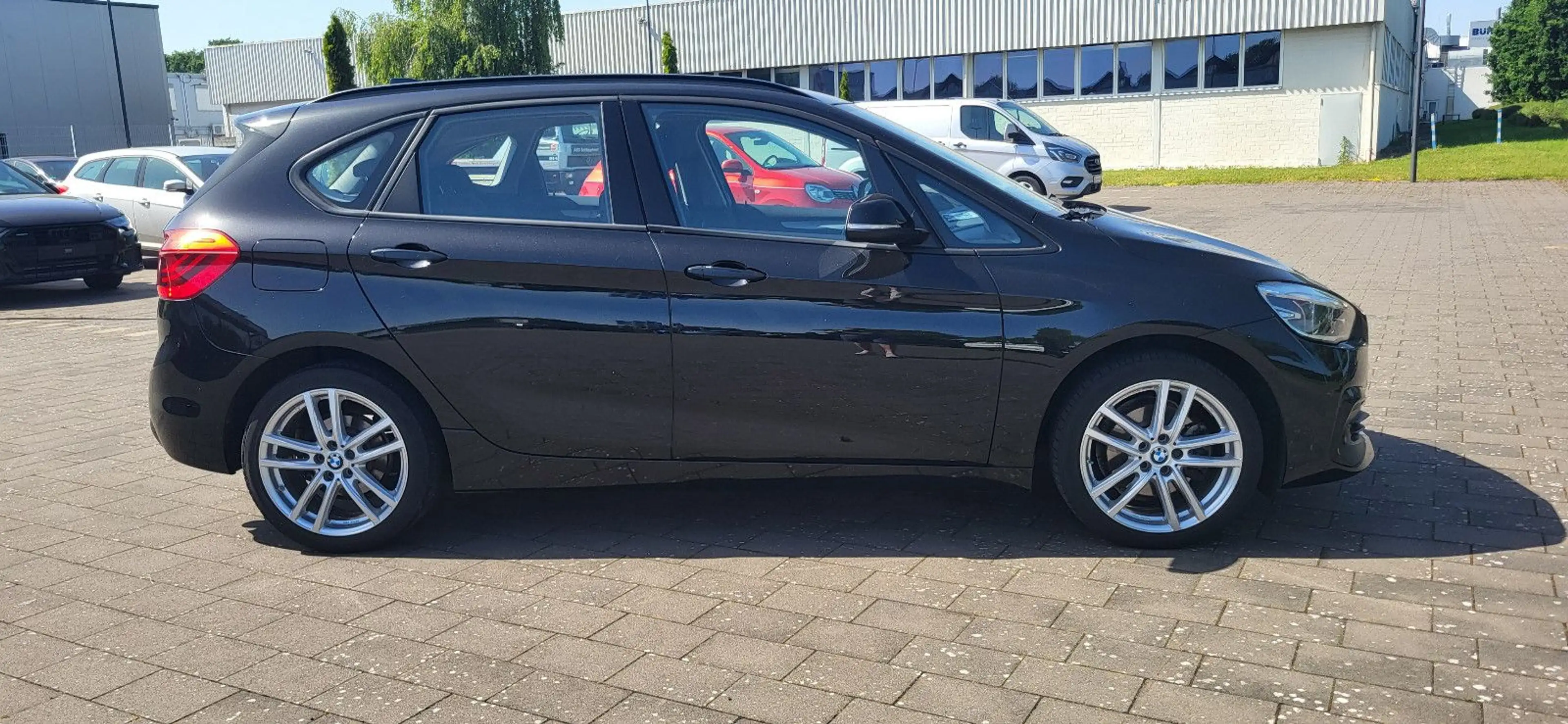 BMW 220 Advantage Navi LED AHK RFK — photo 3