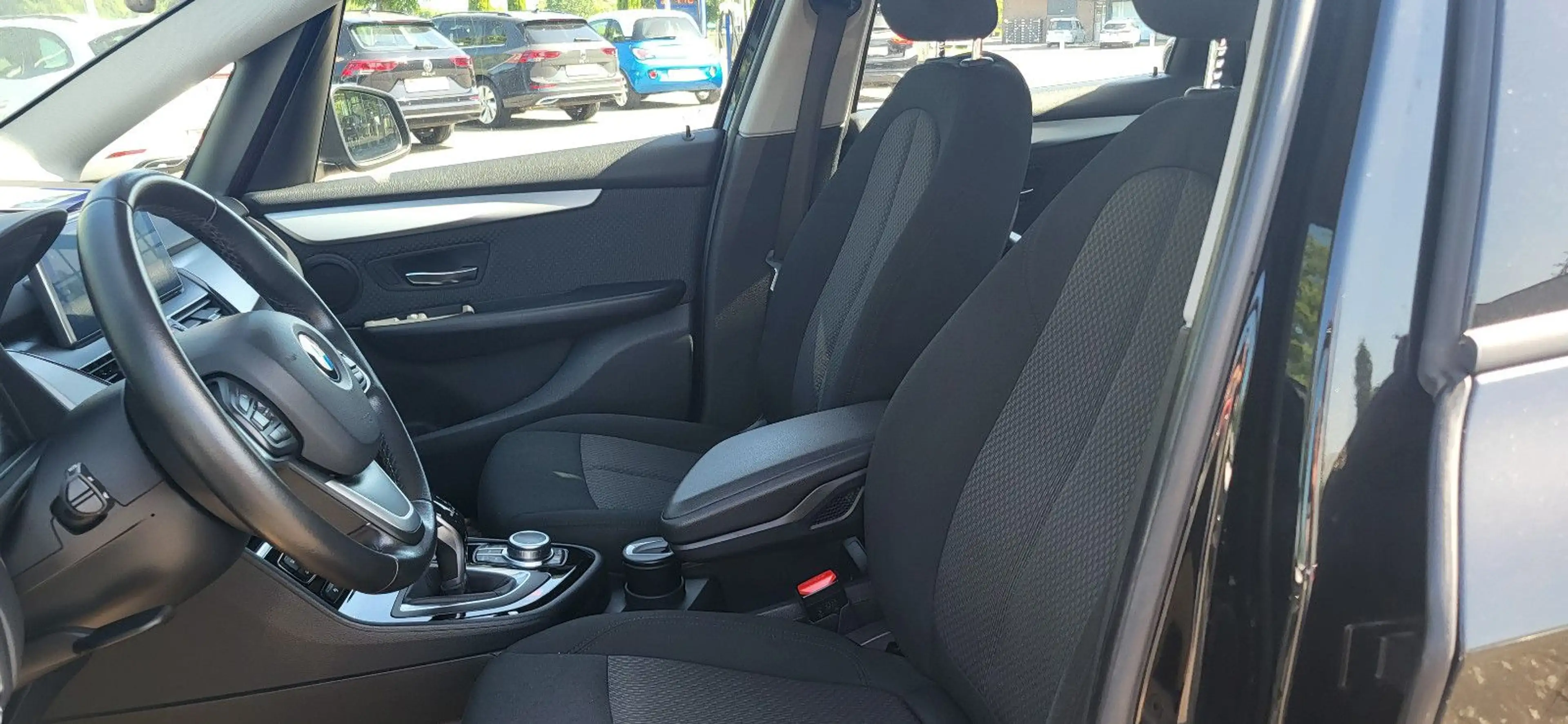 BMW 220 Advantage Navi LED AHK RFK — photo 12