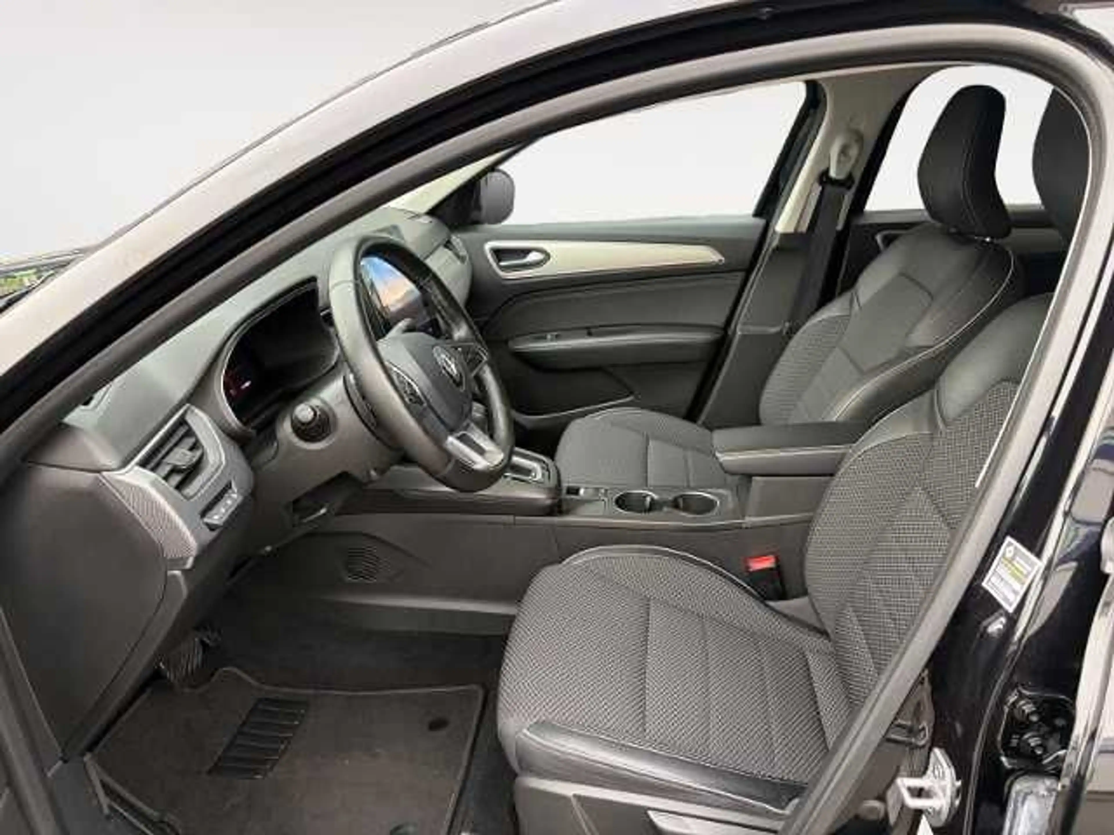 Renault Arkana ARKANA 1.3 TCe 140 Intens "WINTERÄDER" — photo 12