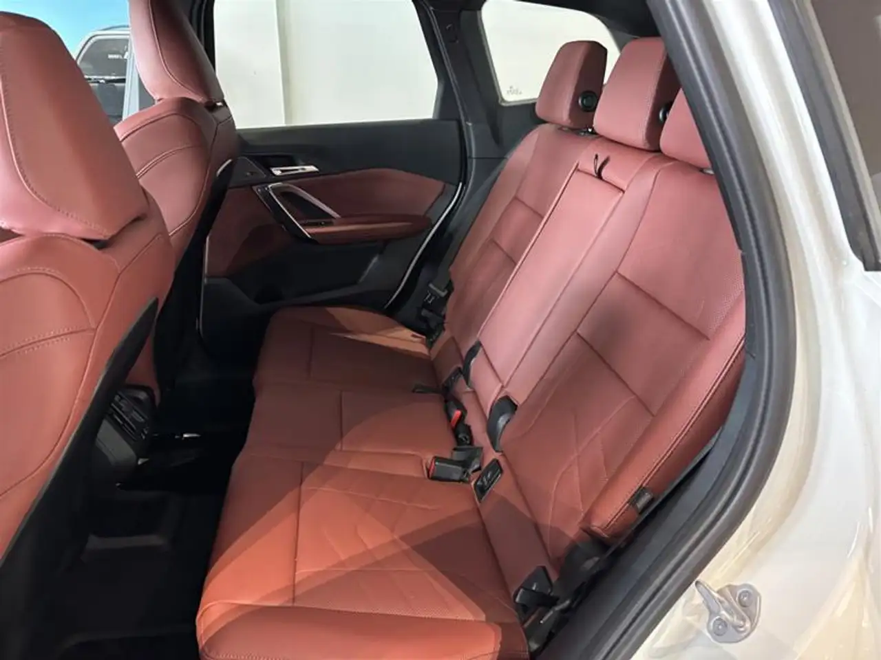 BMW X1 снимка BMW X1