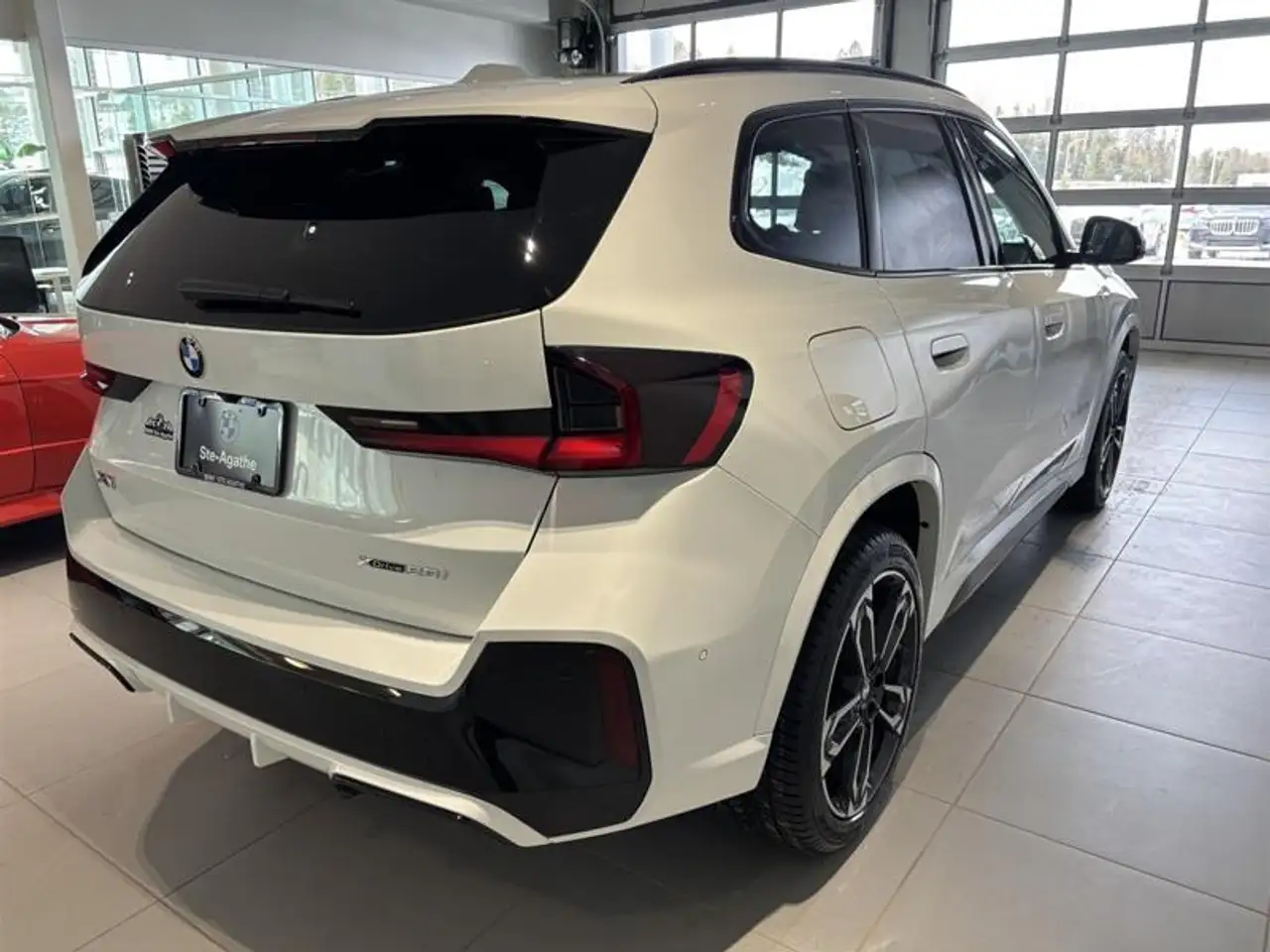 BMW X1 снимка BMW X1
