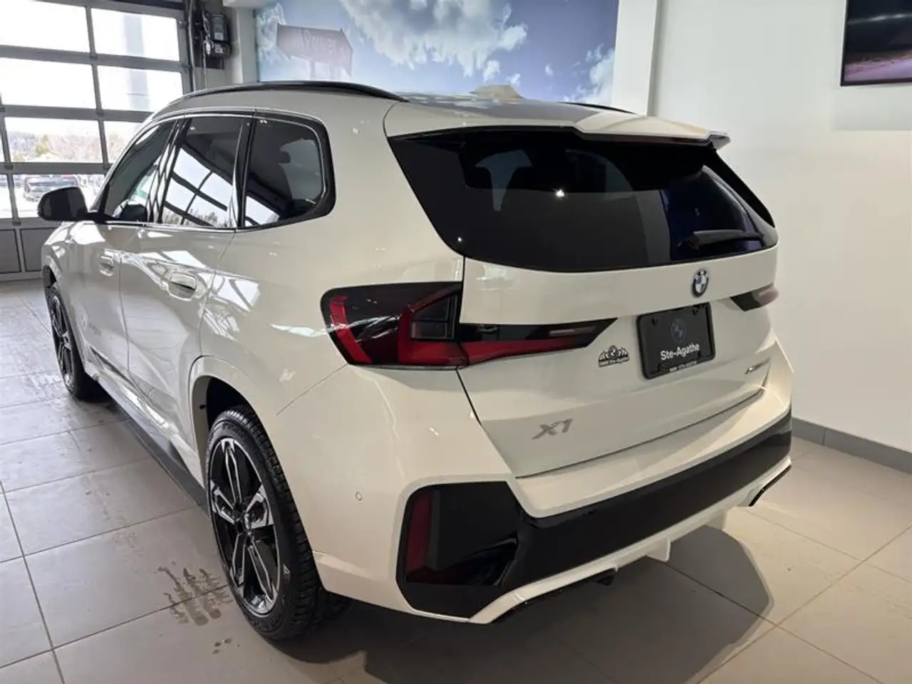 BMW X1 снимка BMW X1