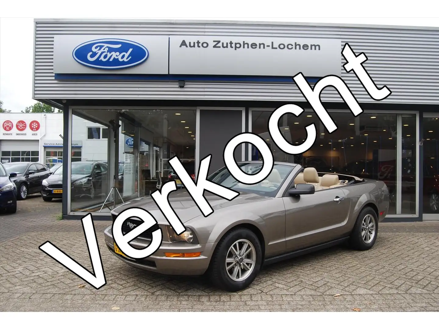 Ford Mustang Convertible 4.0 V6 204PK Automaat | YOUNGTIMER | N Beige - 1