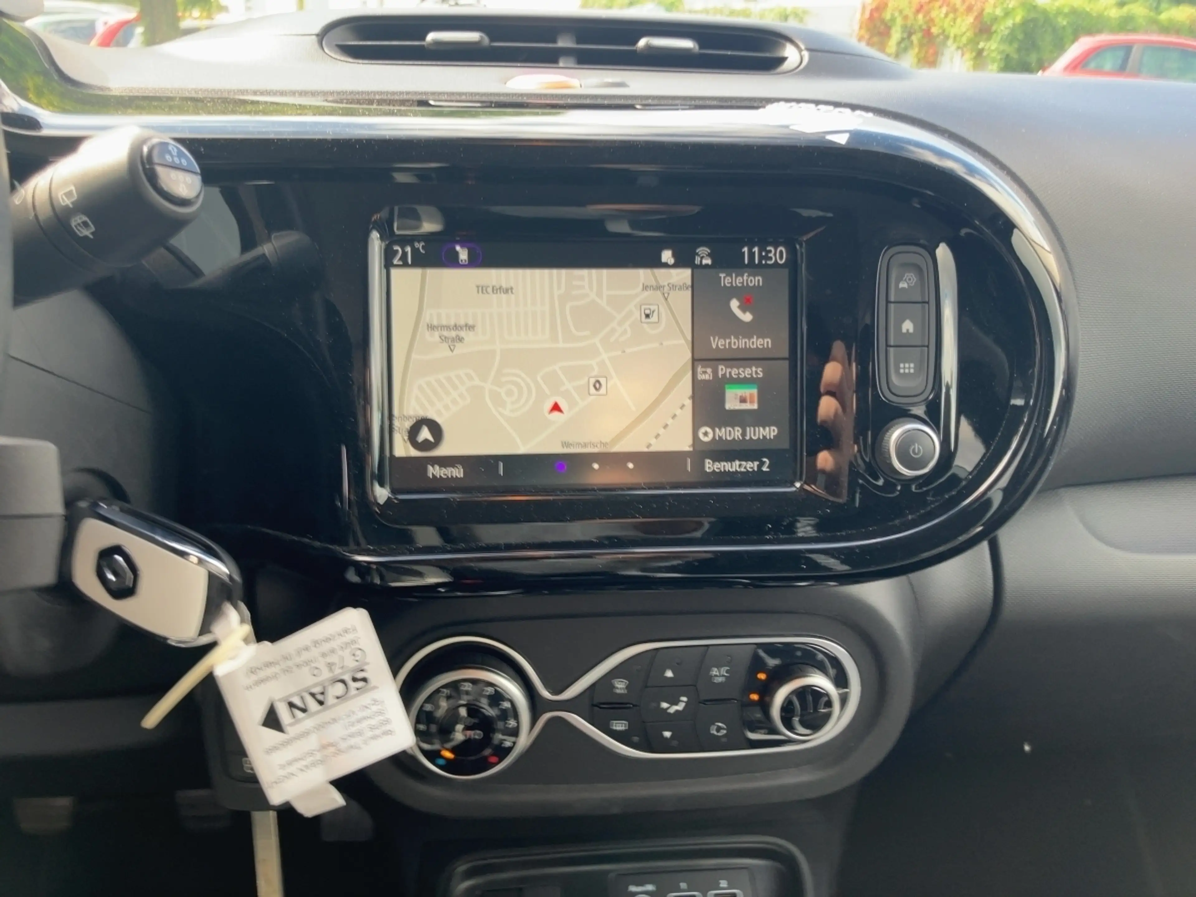 Renault Twingo URBAN NIGHT 65PS Faltschiebedach — photo 11