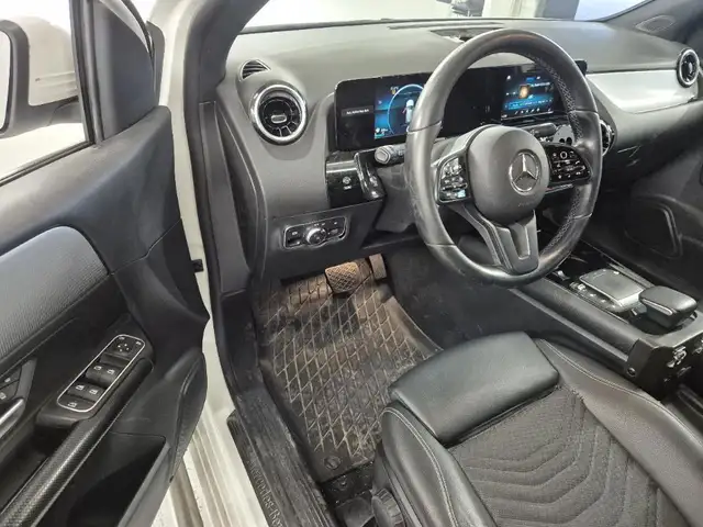 Mercedes-Benz B-Class view 6