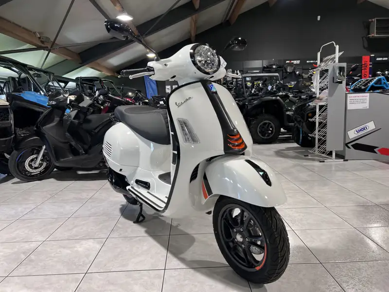 Vespa GTS Super Sport - foto 7