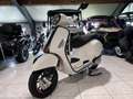 Vespa GTS Super Sport 310 Wit - thumbnail 2
