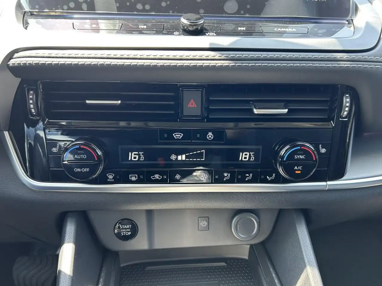 Nissan Qashqai MHEV 158 CV Xtronic N-Connecta KM0 2026, миниатюра 12
