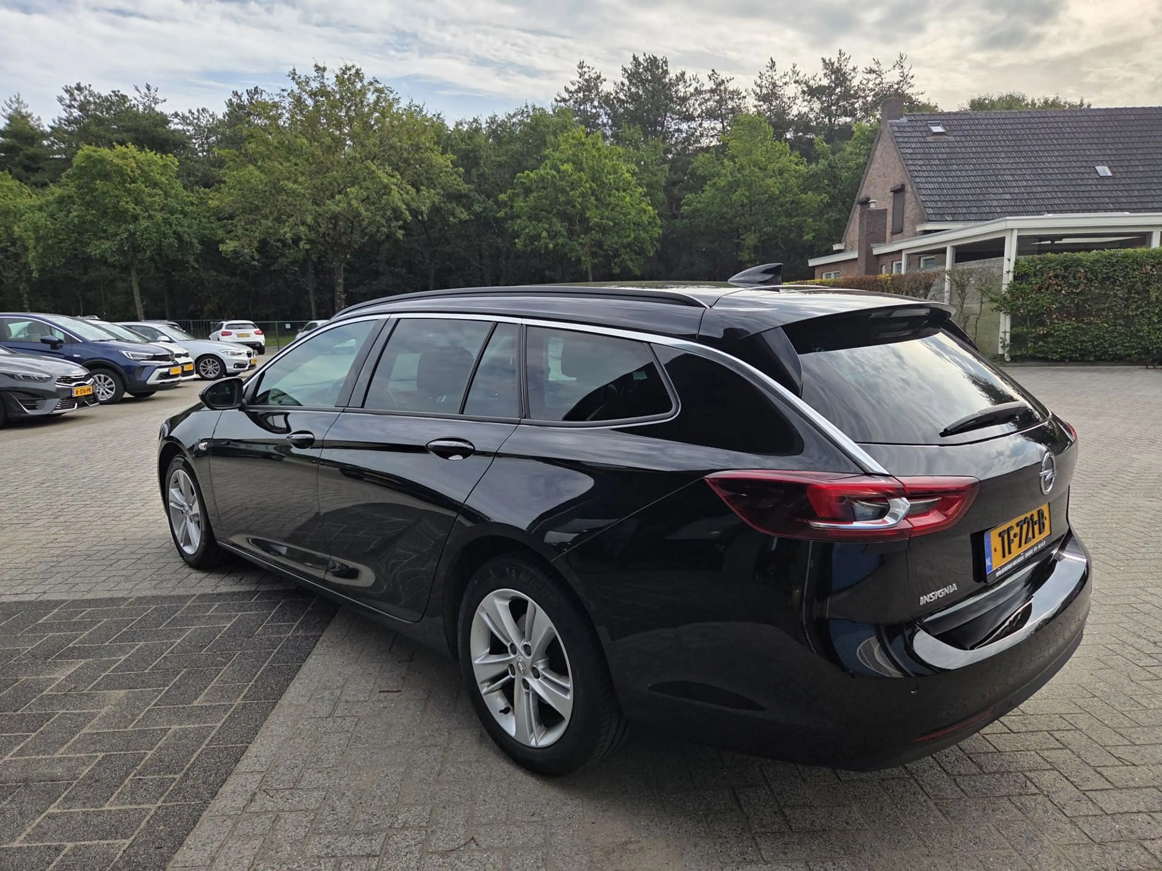 Opel Insignia Sports Tourer 1.5 Turbo EcoTec Online Edition * ca — photo 7