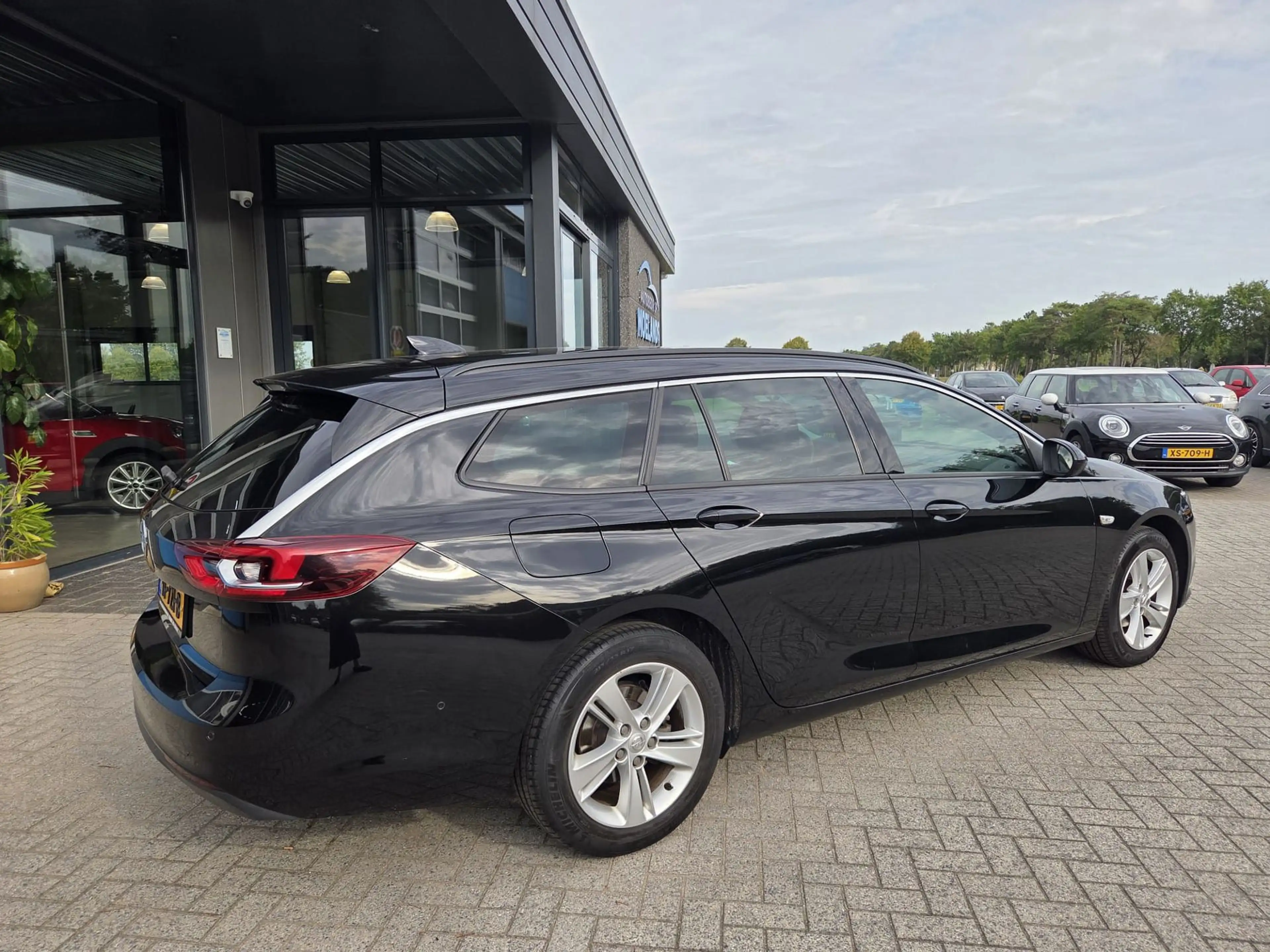 Opel Insignia Sports Tourer 1.5 Turbo EcoTec Online Edition * ca — photo 4