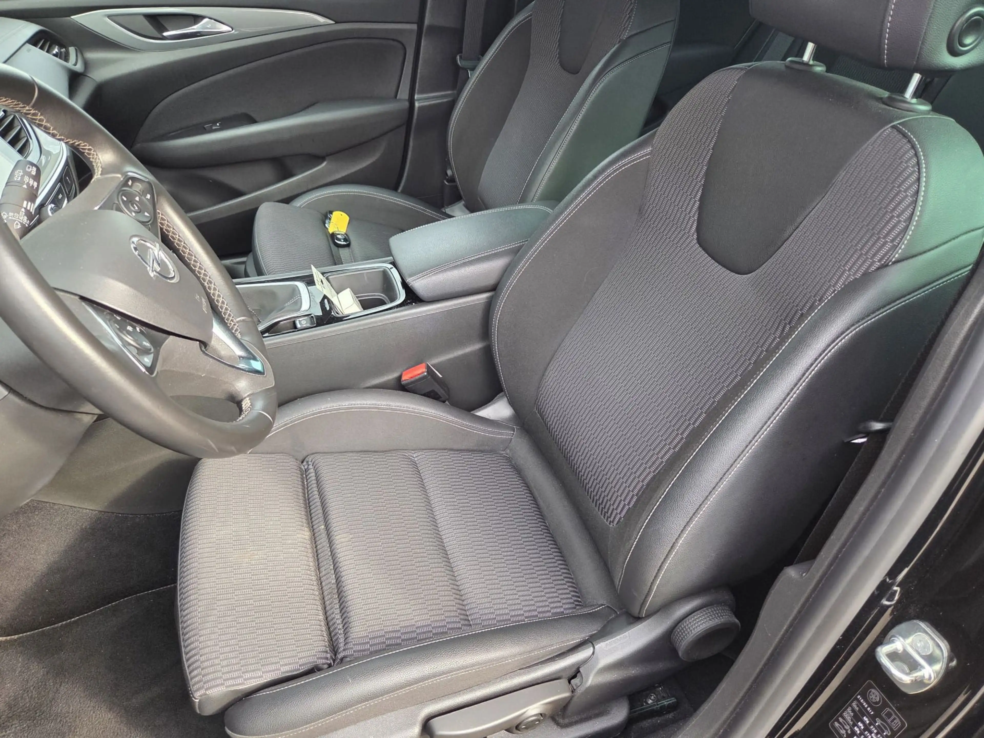 Opel Insignia Sports Tourer 1.5 Turbo EcoTec Online Edition * ca — photo 12